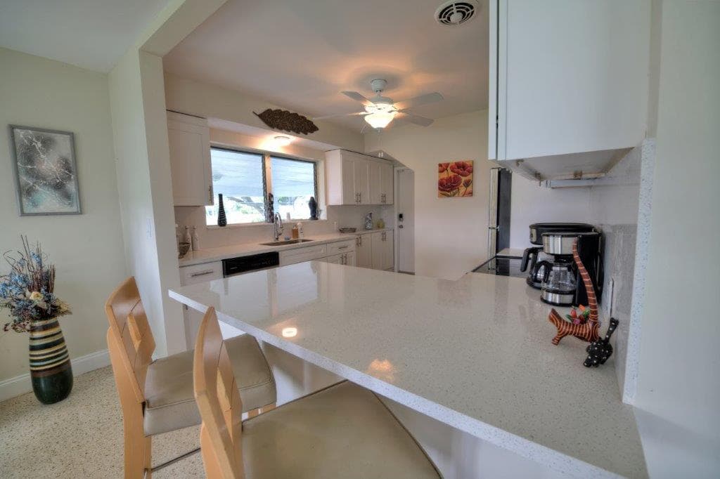 Kitchen counter