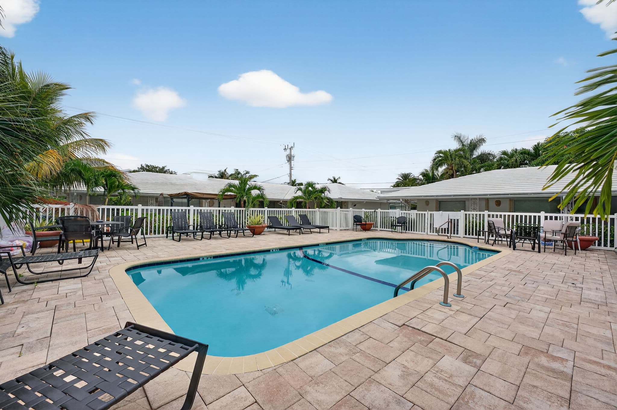Dolphin Isles Suites — pool